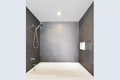 8 E Randolph Street #1505, Chicago, IL 60601 - Photo 16