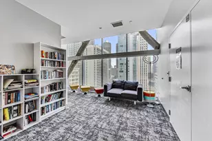 8 E Randolph St, Chicago, IL 60601 - Photo 22