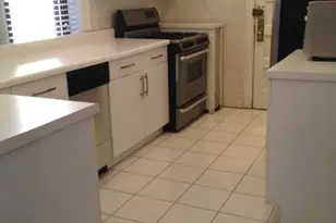 1445 W Thome Ave, Chicago, IL 60660 - Photo 12
