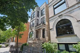 3614 N Fremont St, Chicago, IL 60613 - Photo 1