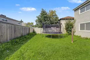 520 Dover Dr, Roselle, IL 60172 - Photo 22