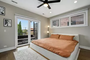 3217 N Troy St, Chicago, IL 60618 - Photo 14