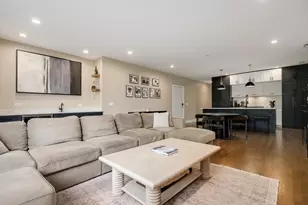 3217 N Troy St, Chicago, IL 60618 - Photo 8