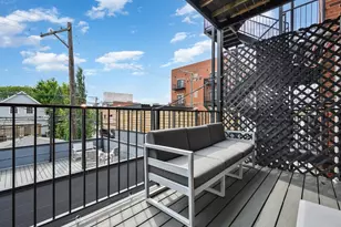 3217 N Troy St, Chicago, IL 60618 - Photo 22