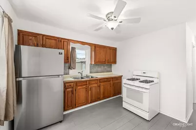6122 W 83rd Street, Burbank, IL 60459 - Photo 6