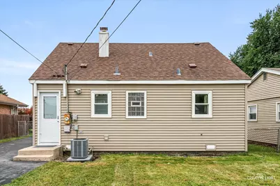 6122 W 83rd Street, Burbank, IL 60459 - Photo 20