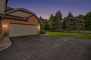 501 Ashbury Ct, Lemont, IL 60439 - Photo 4