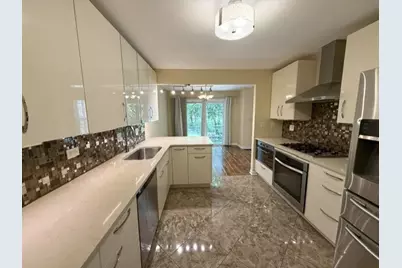 707 Kingsbridge Drive, Carol Stream, IL 60188 - Photo 6