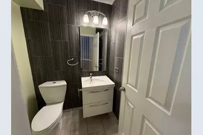 707 Kingsbridge Drive, Carol Stream, IL 60188 - Photo 12
