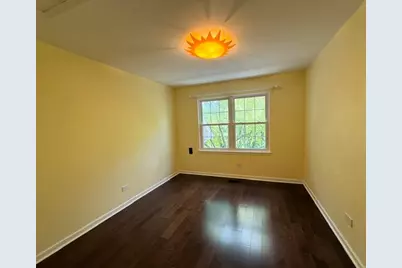 707 Kingsbridge Drive, Carol Stream, IL 60188 - Photo 24
