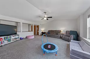 15263 Kenmare Cir, Manhattan, IL 60442 - Photo 8