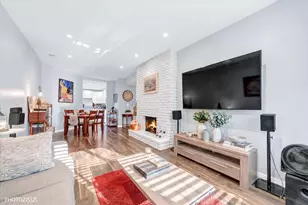 3462 N Sheffield Ave, Chicago, IL 60657 - Photo 8