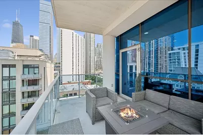 110 W Superior Street #1003, Chicago, IL 60654 - Photo 22