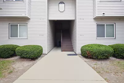 904 Kara Drive #904, Champaign, IL 61822 - Photo 2