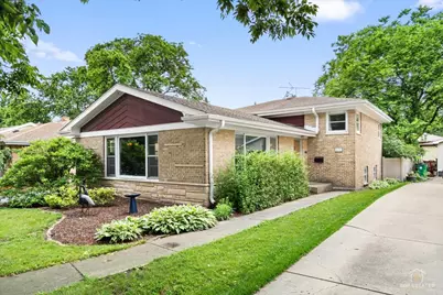 532 N Redfield Court, Park Ridge, IL 60068 - Photo 1