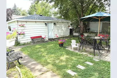 8063 N Elmwood Street, Skokie, IL 60077 - Photo 16