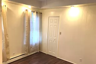 8063 N Elmwood St, Skokie, IL 60077 - Photo 12