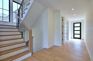 680 S Bryan St, Elmhurst, IL 60126 - Photo 6