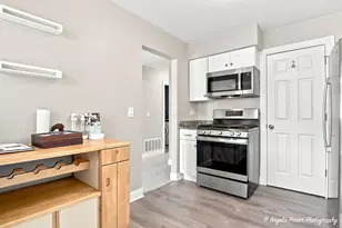 1358 Stratford Dr, Gurnee, IL 60031 - Photo 12