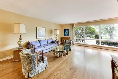349 Park Drive, Northbrook, IL 60062 - Photo 4