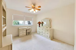 349 Park Dr, Northbrook, IL 60062 - Photo 16