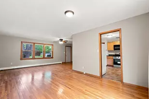 615 Richards Ln, Champaign, IL 61820 - Photo 6