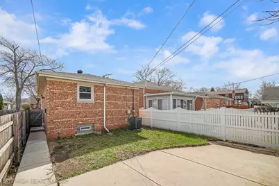 11232 S Albany Avenue, Chicago, IL 60655 - Photo 16