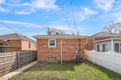 11232 S Albany Avenue, Chicago, IL 60655 - Photo 18