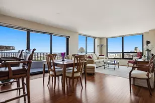 2020 N Lincoln Park W, Chicago, IL 60614 - Photo 14