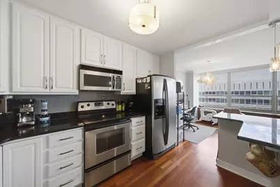 3550 N Lake Shore Drive #2707, Chicago, IL 60657 - Photo 10