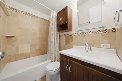 3550 N Lake Shore Drive #2707, Chicago, IL 60657 - Photo 16