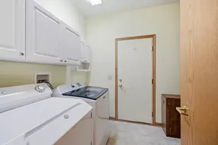 623 Saugatuk Cir, Romeoville, IL 60446 - Photo 24