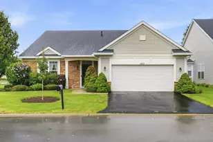 623 Saugatuk Cir, Romeoville, IL 60446 - Photo 1