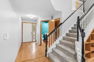 1404 E Baronet Ln, Palatine, IL 60074 - Photo 8