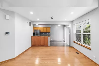 1404 E Baronet Lane, Palatine, IL 60074 - Photo 4