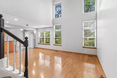 1404 E Baronet Lane, Palatine, IL 60074 - Photo 2
