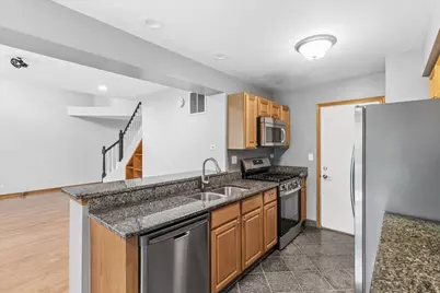 1404 E Baronet Lane, Palatine, IL 60074 - Photo 6