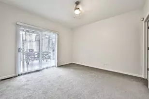 3230 N Seminary Ave, Chicago, IL 60657 - Photo 8