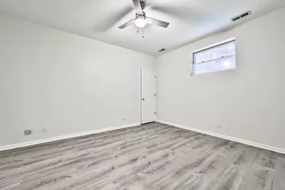 3230 N Seminary Avenue #1, Chicago, IL 60657 - Photo 14