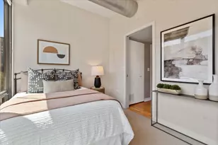 660 W Wayman St, Chicago, IL 60661 - Photo 16