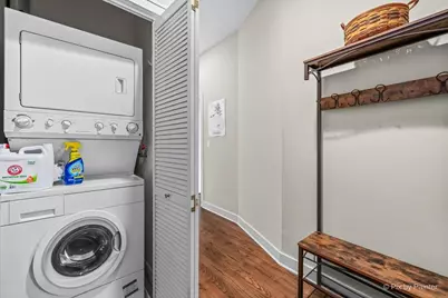4737 N Damen Avenue #2F, Chicago, IL 60625 - Photo 8