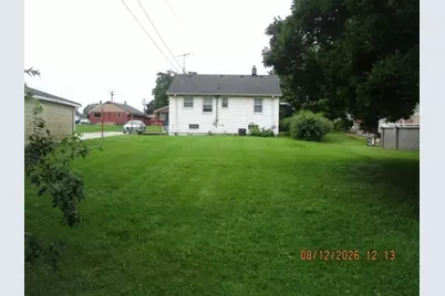 1704 Cora Street, Crest Hill, IL 60403 - Photo 6