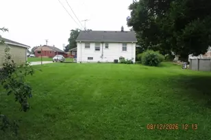 1704 Cora St, Crest Hill, IL 60403 - Photo 6