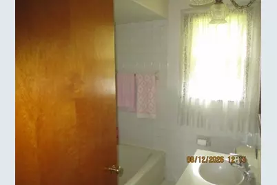 1704 Cora Street, Crest Hill, IL 60403 - Photo 14