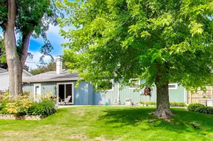 2047 Chestnut St, Waukegan, IL 60087 - Photo 42