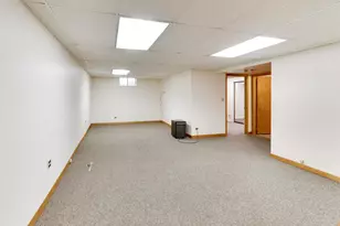 2047 Chestnut St, Waukegan, IL 60087 - Photo 32