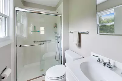 2047 Chestnut Street, Waukegan, IL 60087 - Photo 22