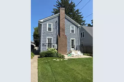 111 Pleasant Avenue, Highwood, IL 60040 - Photo 1