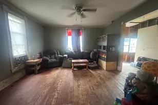 504 Washington St, Keithsburg, IL 61442 - Photo 2