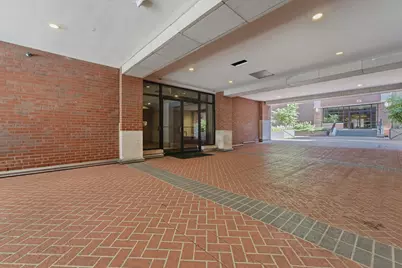 333 W Hubbard Street #1010, Chicago, IL 60654 - Photo 24